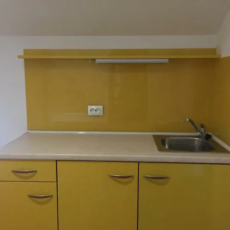 Apartma Zenko Vrhnika